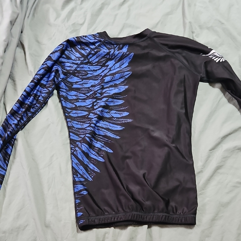 Mens Rashguard - Picture 2 of 3